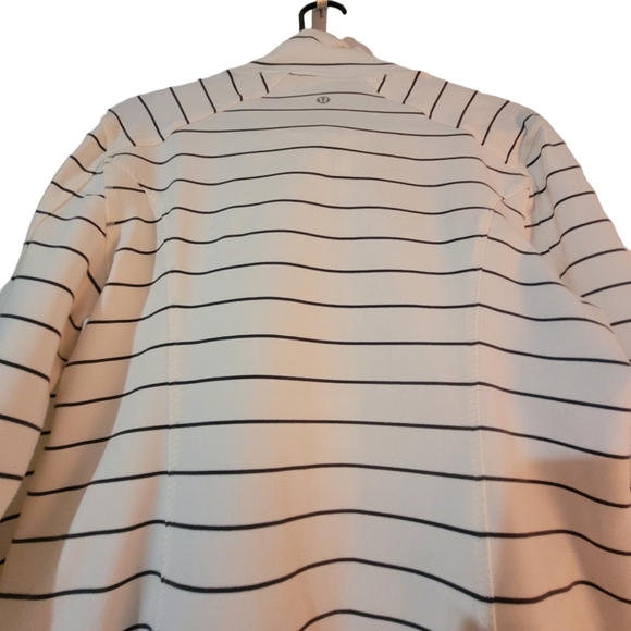 Lululemon Nice Asana Slalom stripe angel wing jacket Size 12 - Picture 10 of 12